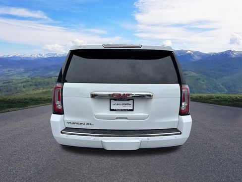 Used 2018 GMC Yukon XL Denali w/ Open Road Package AWD/4WD image 4