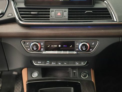 Certified 2021 Audi Q5 e Prestige w/ Prestige Package AWD/4WD image 20