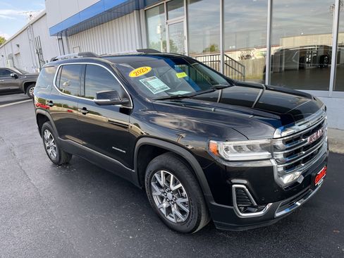 Used 2023 GMC Acadia SLT w/ Technology Package image 6