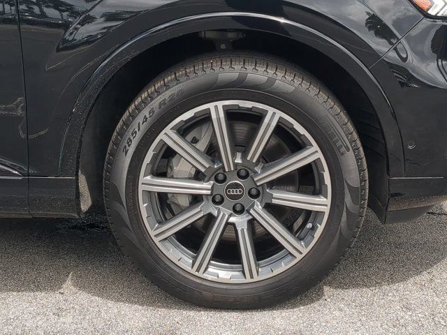 Used 2024 Audi Q7 2.0T Premium Plus w/ Premium Plus Package AWD/4WD image 11