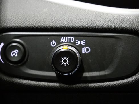 Used 2023 Chevrolet Malibu LT image 14