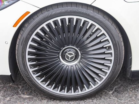 Used 2022 Mercedes-Benz EQS AMG 4MATIC w/ Exclusive Trim Package image 7