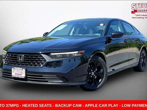 Used 2025 Honda Accord SE image 3