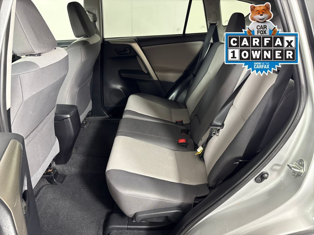 Used 2014 Toyota RAV4 LE AWD/4WD image 30