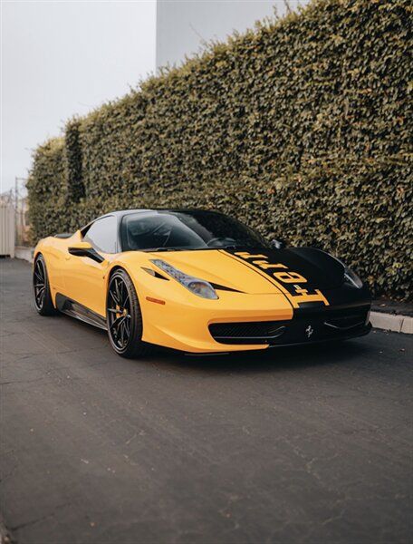 Used 2013 Ferrari 458 Spider RWD image 1