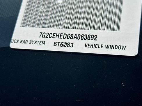 Used 2025 Tesla Cybertruck AWD Crew Cab image 3