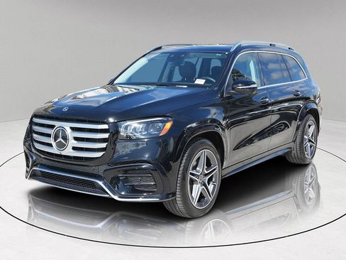 Certified 2024 Mercedes-Benz GLS 450 4MATIC image 3