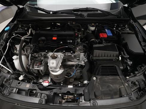 Used 2024 Honda Civic Sport image 3