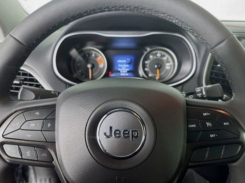 Used 2022 Jeep Cherokee Trailhawk w/ Sound & Nav Group image 16