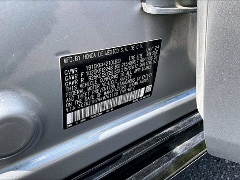 Used 2024 Honda HR-V EX-L image 16