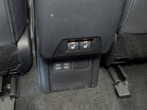 Used 2025 Toyota Prius Limited w/ Limited Premium Package FWD image 26