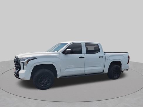 Used 2023 Toyota Tundra SR w/ SR Tow Package AWD/4WD image 5
