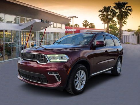 Used 2022 Dodge Durango SXT w/ Trailer Tow Group IV AWD/4WD image 7