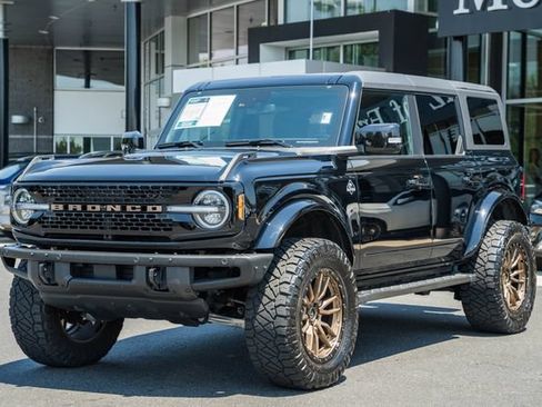 Used 2022 Ford Bronco Outer Banks AWD/4WD image 3