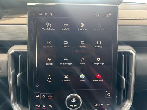 Used 2026 GMC Acadia Elevation w/ Elevation Premium Package FWD image 25