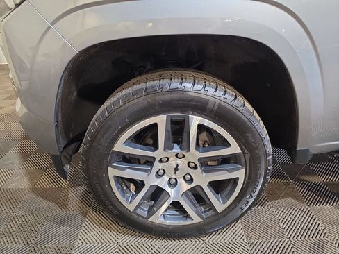 Used 2023 Chevrolet Colorado Z71 AWD/4WD image 18