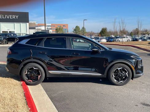 New 2026 Kia Sportage EX w/ EX Panorama Roof Package FWD image 6