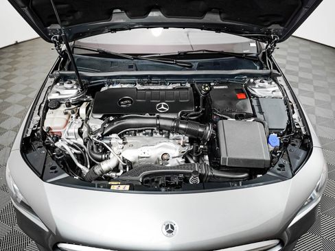 Certified 2022 Mercedes-Benz CLA 250 image 3