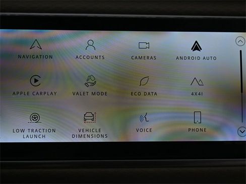 Used 2022 Land Rover Range Rover Velar R-Dynamic S image 25