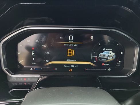 New 2026 GMC Sierra 1500 SLE w/ Preferred Package image 19