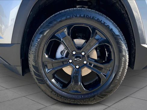 Used 2025 Chevrolet Equinox LT w/ Midnight Edition image 10