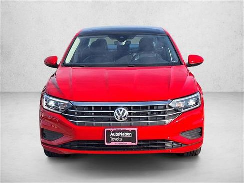 Used 2019 Volkswagen Jetta SEL image 2