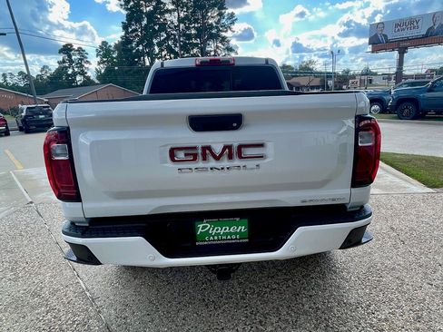 New 2026 GMC Canyon Denali image 7