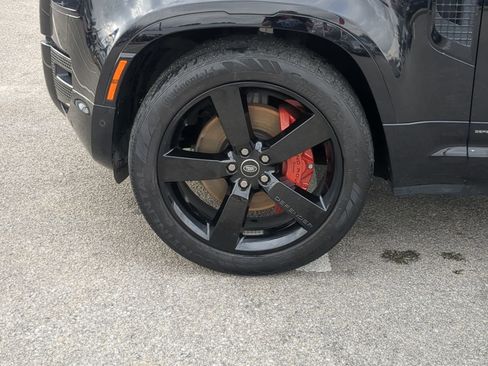 Used 2023 Land Rover Defender 110 X image 11