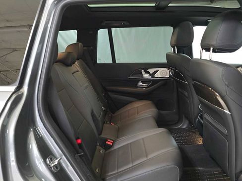 Certified 2025 Mercedes-Benz GLS 450 4MATIC image 12