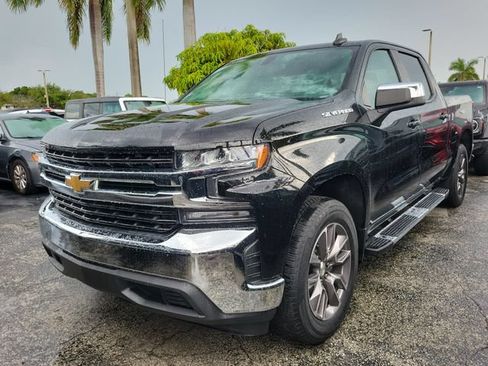 Used 2021 Chevrolet Silverado 1500 LT RWD image 32