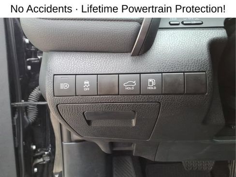 Used 2023 Toyota Camry XLE FWD image 14