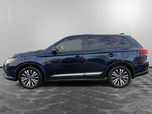 Used 2019 Mitsubishi Outlander SE image 8