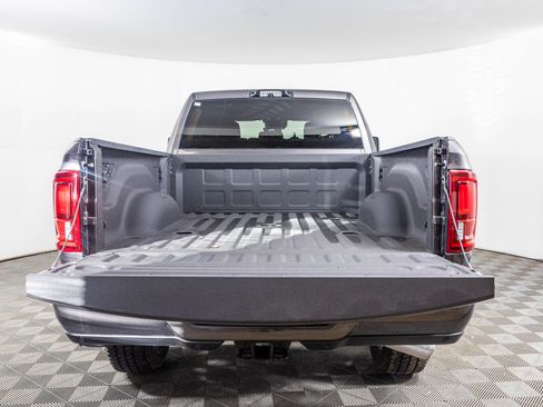 New 2025 RAM 2500 Big Horn AWD/4WD image 36