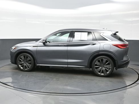 Used 2020 INFINITI QX50 Essential w/ Edition 30 Package image 3