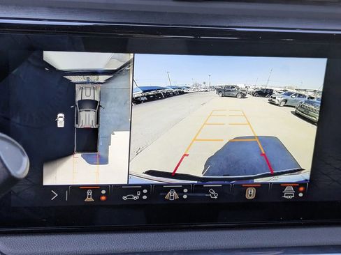 Used 2024 GMC Sierra 2500 AT4 w/ AT4 Premium Plus Package image 18