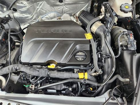 Certified 2024 Chevrolet Trax LT w/ Sunroof Package image 31