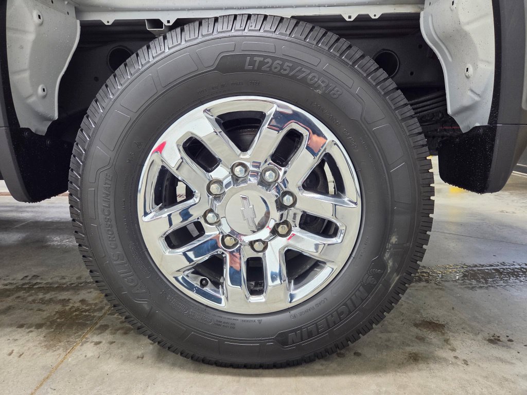 Used 2025 Chevrolet Silverado 2500 LT w/ Convenience Package AWD/4WD image 15