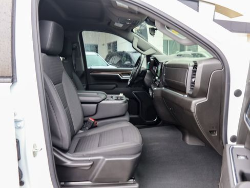 Used 2022 Chevrolet Silverado 1500 RST w/ Protection Package image 26