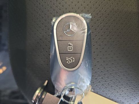 New 2026 Mercedes-Benz GLC 300 GLC 300 image 36