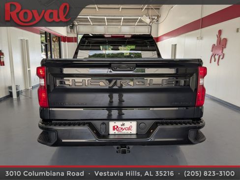 Used 2026 Chevrolet Silverado 1500 Custom w/ Turbomax Blackout Package RWD image 3