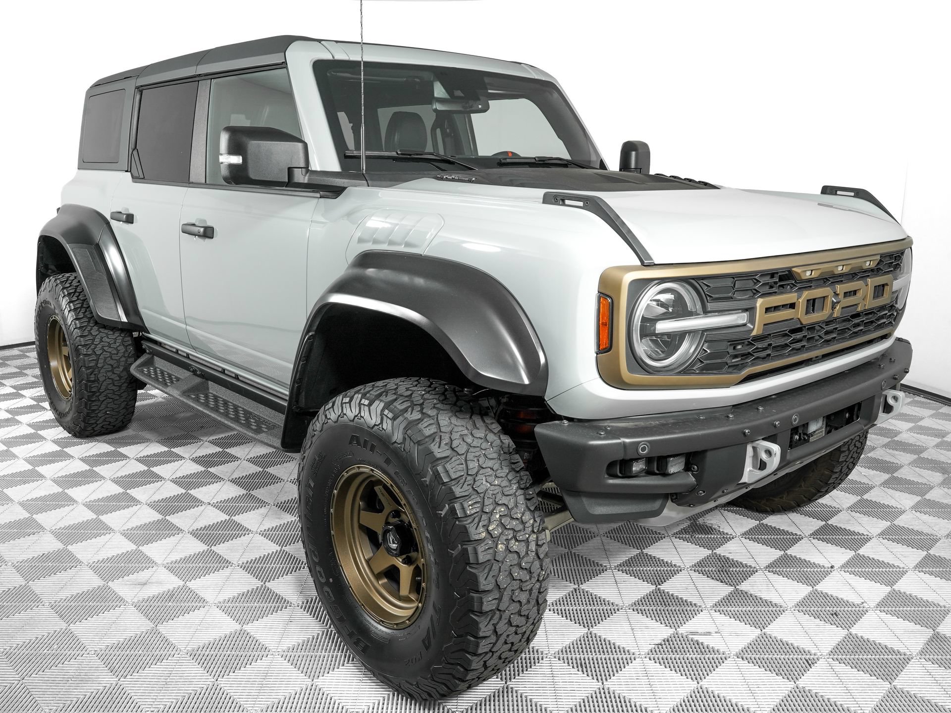 Used 2023 Ford Bronco Raptor AWD/4WD image 3