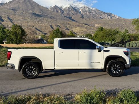 Used 2023 GMC Sierra 1500 SLE AWD/4WD image 8