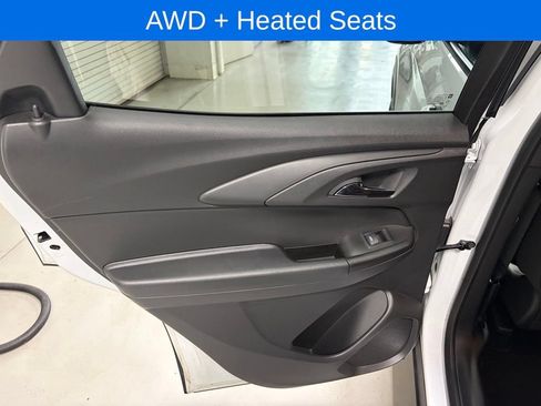 Used 2023 Chevrolet TrailBlazer LT w/ Convenience Package AWD/4WD image 15