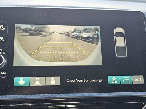 Used 2024 Honda Ridgeline TrailSport image 11