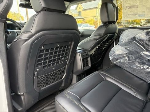 New 2025 Ford Bronco Badlands image 33