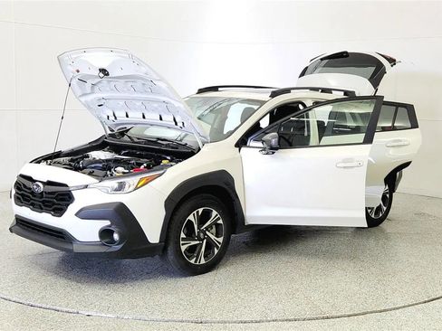 Used 2025 Subaru Crosstrek 2.0i Premium AWD/4WD image 10