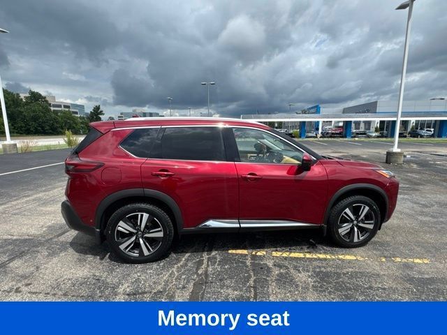 Used 2021 Nissan Rogue Platinum FWD image 6