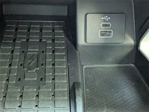 Certified 2024 Ford Ranger Lariat w/ FX4 Off-Road Package image 26