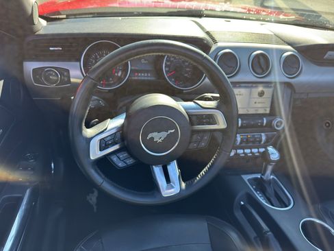 Used 2019 Ford Mustang GT Premium image 12