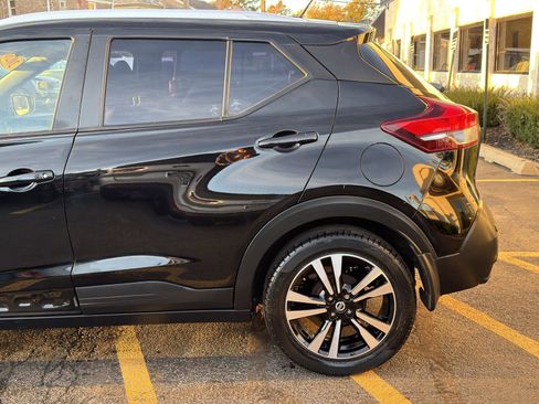 Used 2020 Nissan Kicks SV image 20